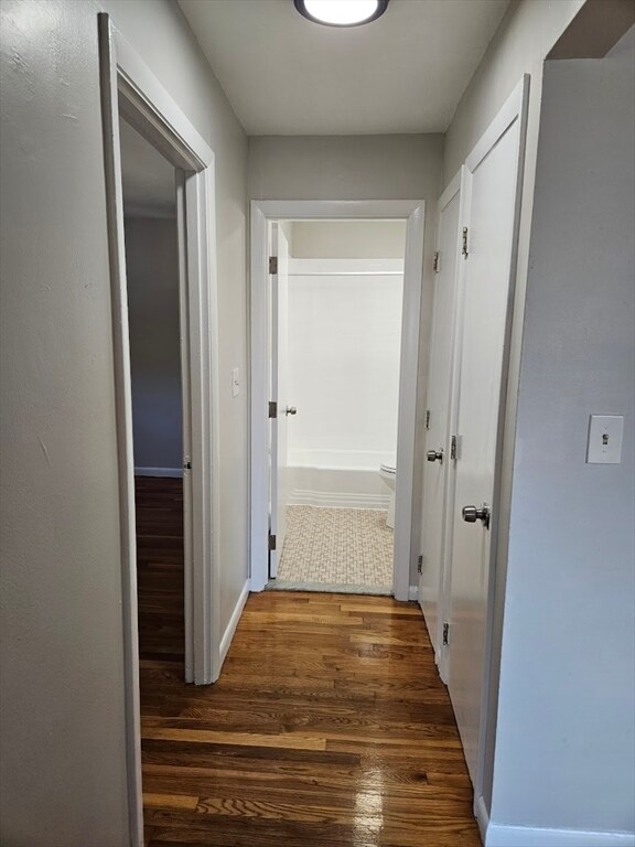 Building Photo - 572 Cummins Hwy