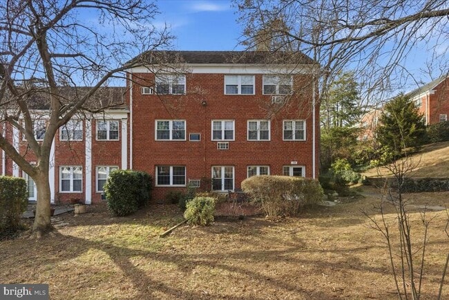 Building Photo - 1737 Preston Rd