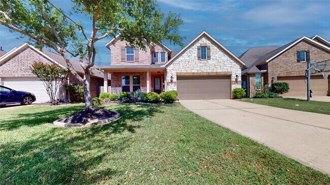 Primary Photo - 2135 Llerena Ln