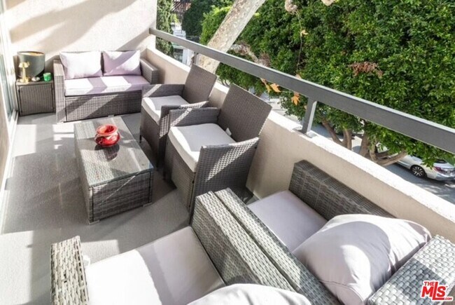 Building Photo - 8535 W Knl Dr