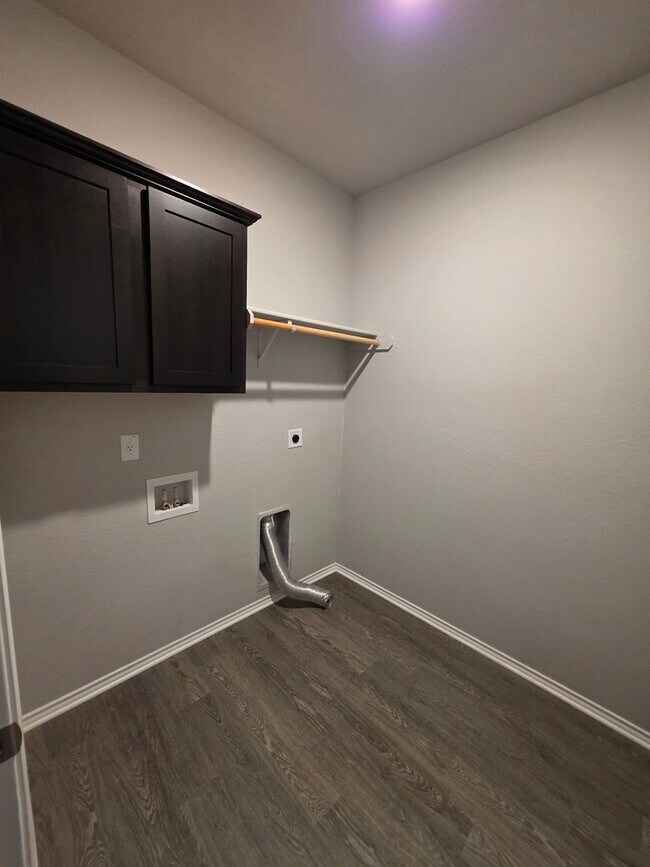 Building Photo - 3 Bedroom / 2 Bathroom Townhome – Copperas Cove - MOVE IN READY