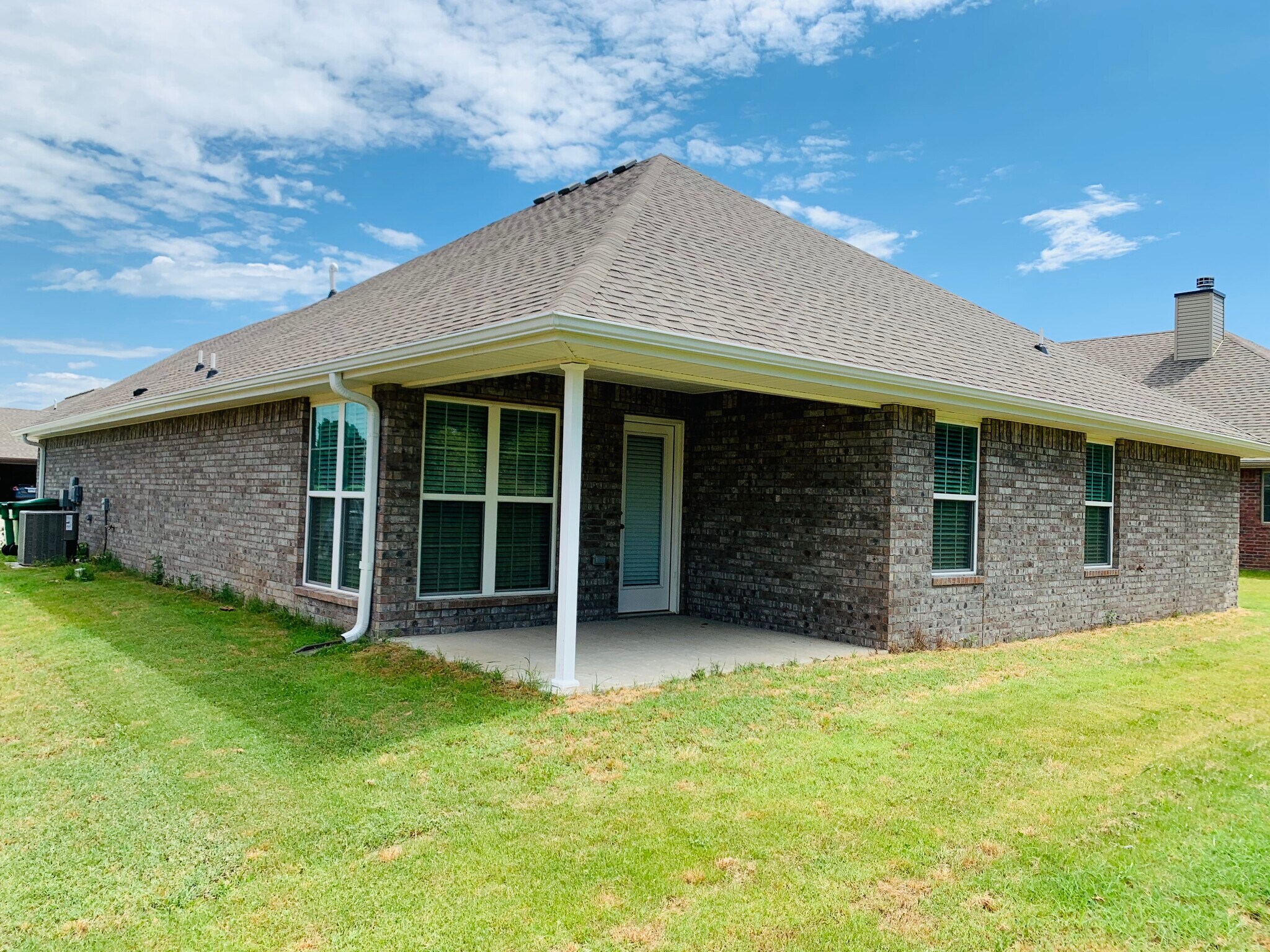Building Photo - 751 Arkansas Black