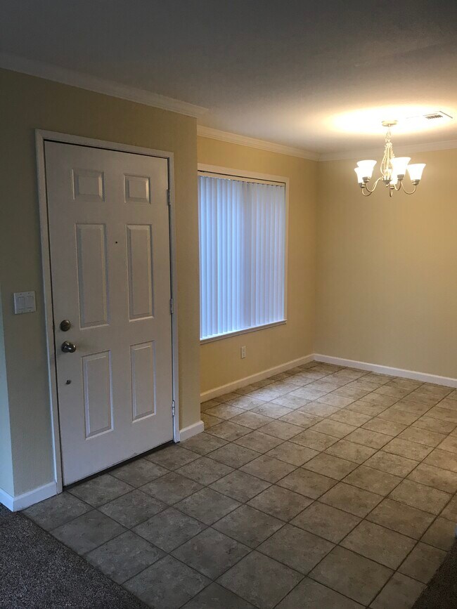 Enter and dining room - 351 Eastridge Dr