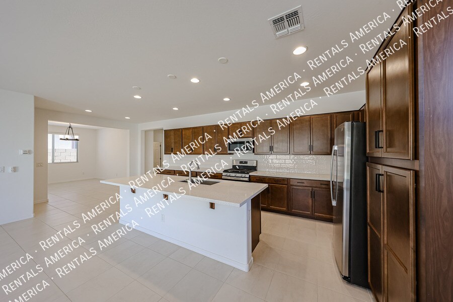 Building Photo - 14750 W Gray Fox Trl