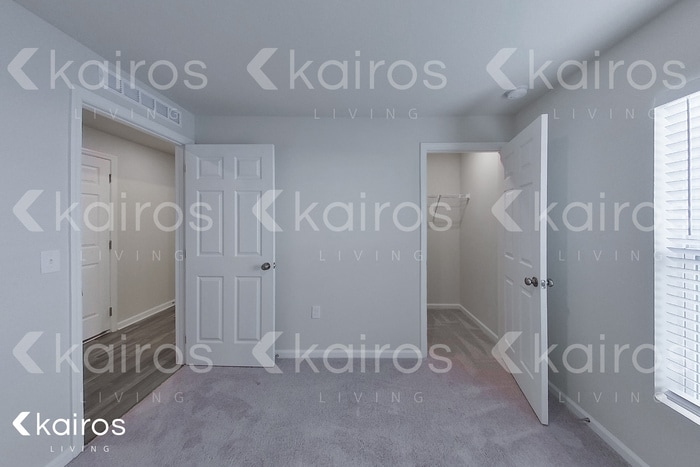 Building Photo - 1729 Nebraska Loop