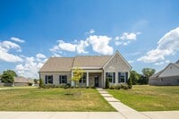 Building Photo - 5056 Jon Oak Dr