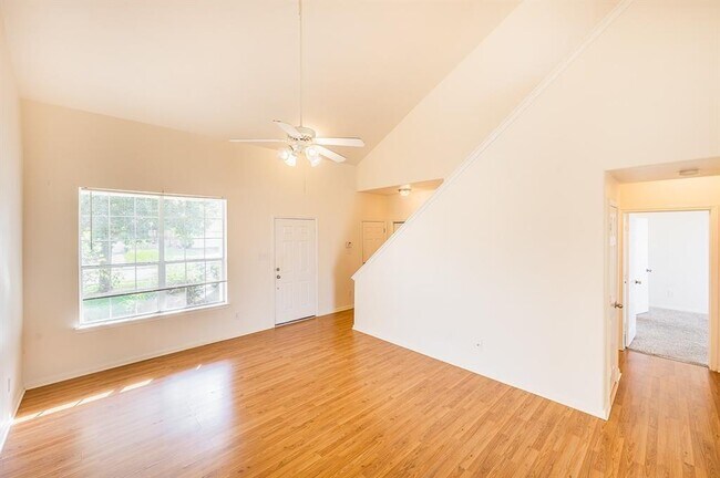Building Photo - 16310 Bandicoot Dr