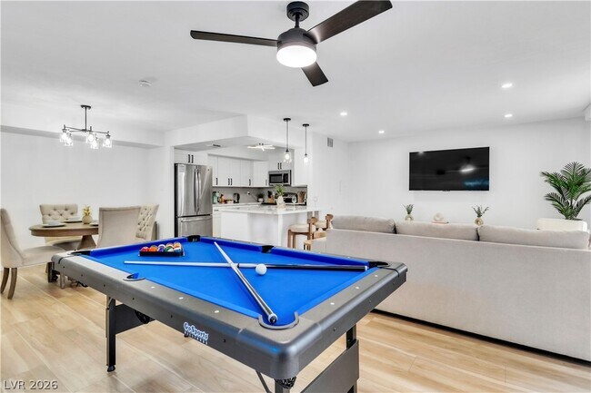 Building Photo - 3930 University Center Dr