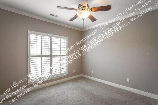 Building Photo - 7655 Lenox Trace Dr