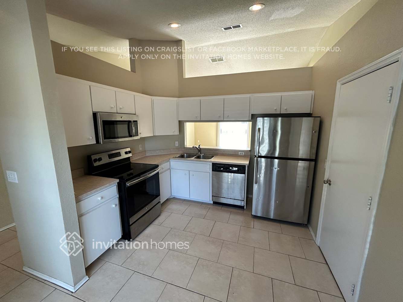 Building Photo - 8425 Split Creek Cir