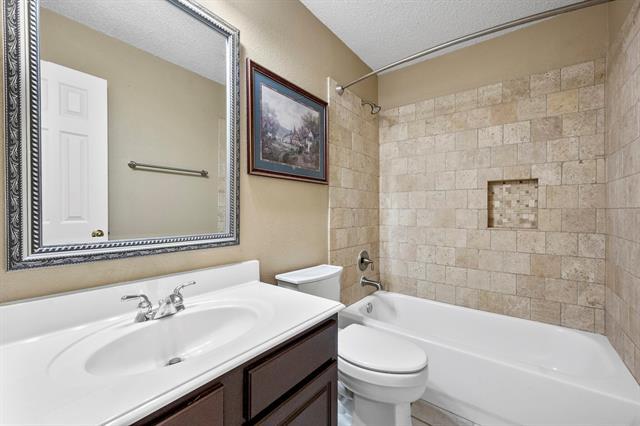 Building Photo - 1116 Wedgewood Dr