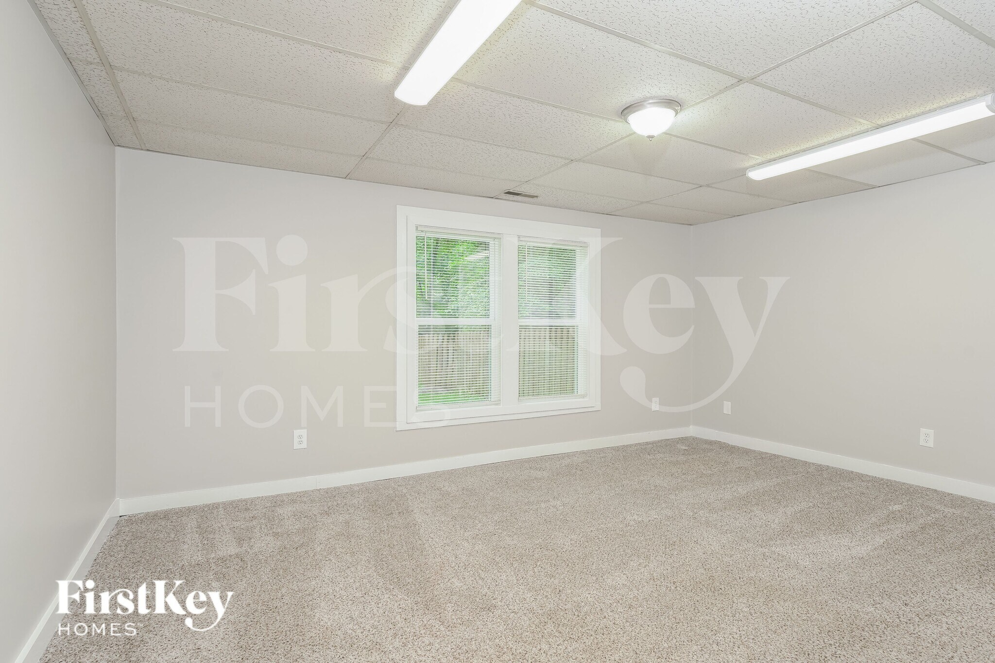 Building Photo - 8832 Belhaven Ct