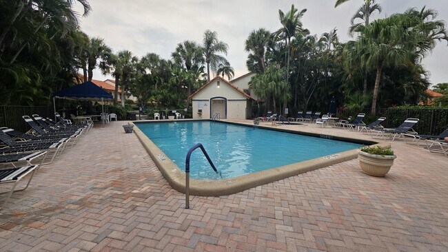 Building Photo - 7743 La Mirada Dr