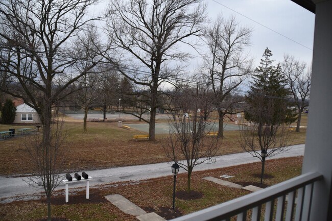 Building Photo - Northeastern School District - Lovely Town...