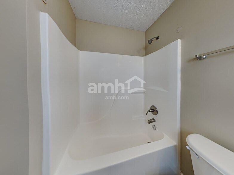 Building Photo - 2721 Apostle Ln