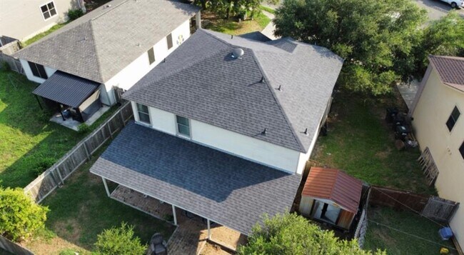 Building Photo - 103 Salerno Dr