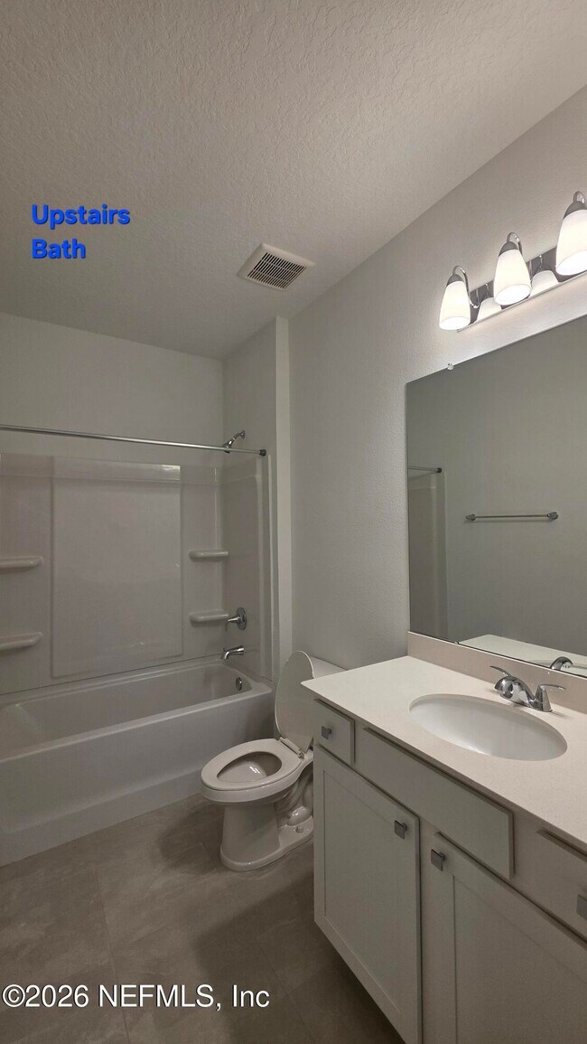 Building Photo - 644 Farmfield Dr