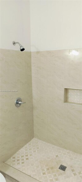 Building Photo - 14552 SW 158th Ct