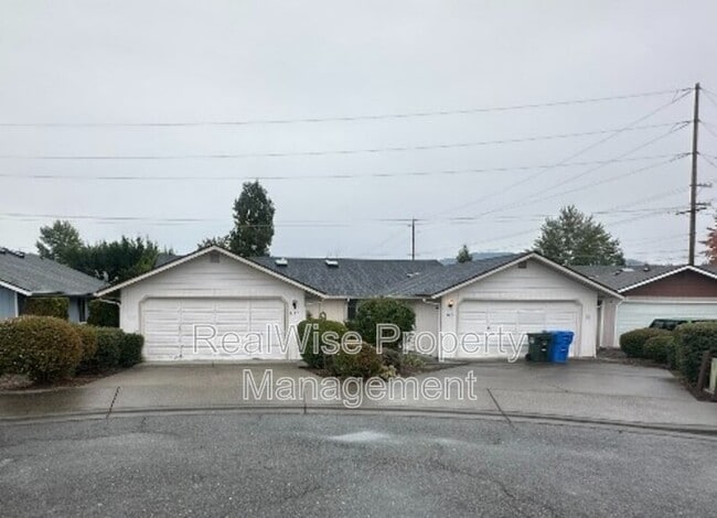 Building Photo - 1467 Cameo Ct