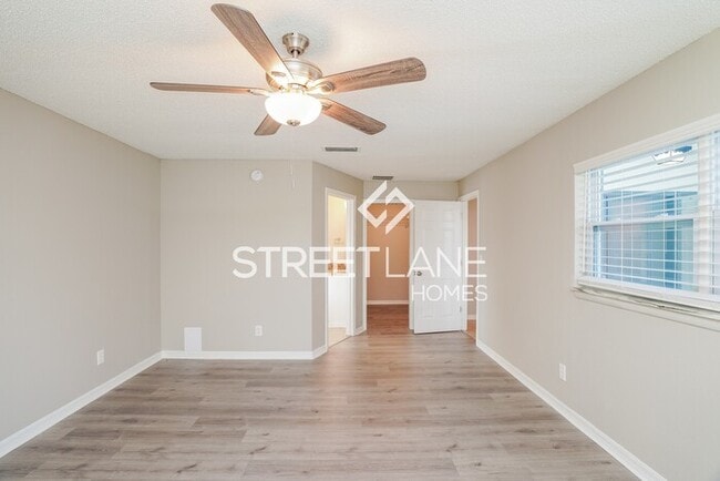 Building Photo - NOW OFFERING FIRST 2 FULL MONTH FREE OR A ...