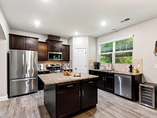 Building Photo - Earn Wealth While Leasing – Like a Homeowner – Lease to Own