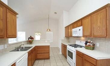 Building Photo - 2007 Karsen Dr