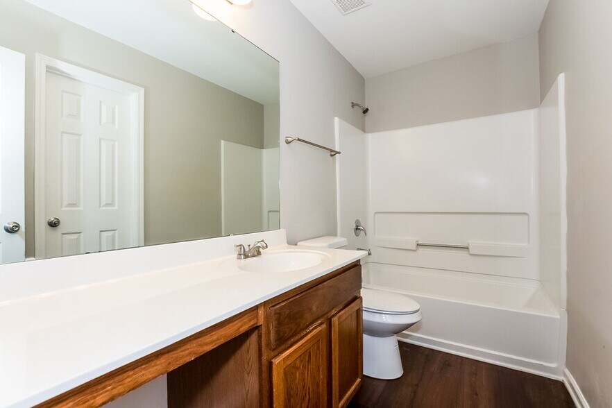 Building Photo - 7017 Hidden Creek Dr
