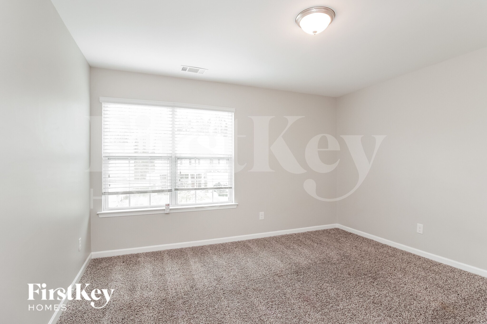 Building Photo - 7516 Niccoline Ln