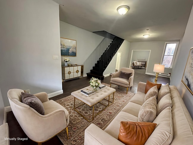 Building Photo - 1948 E Monmouth St