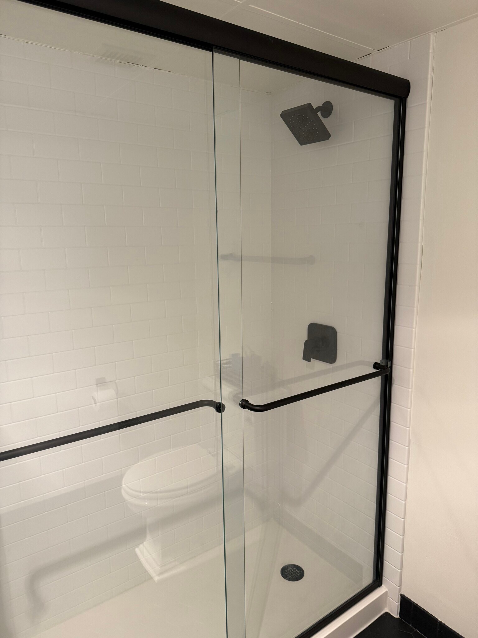 Building Photo - 1633 N Prospect Ave