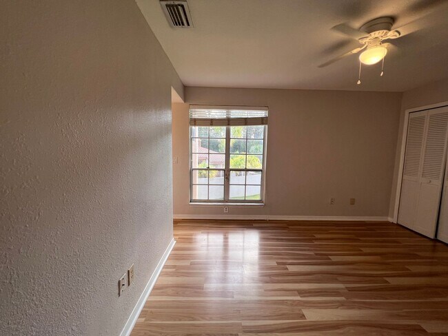 Building Photo - 4803 Normandy Pl