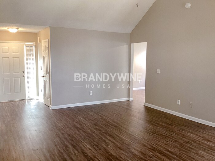 Building Photo - 2056 Registry Pl