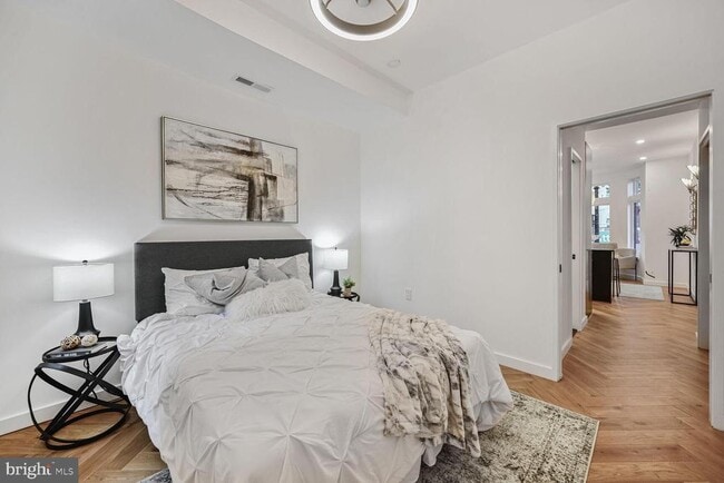 Building Photo - 621 Florida Ave NW