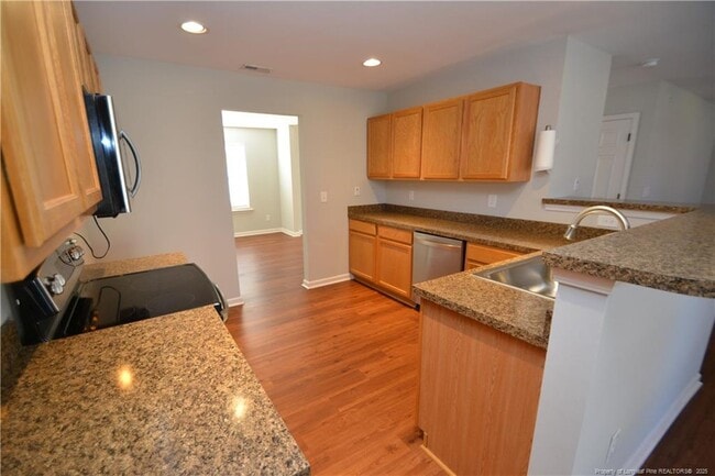 Building Photo - 501 Birchtree Valley Ct
