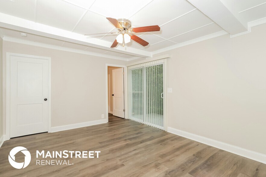 Building Photo - 66 Seminole Rd NE