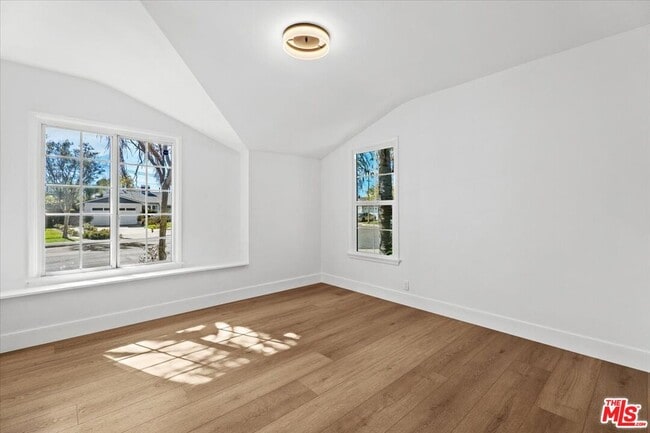 Building Photo - 12423 Martha St