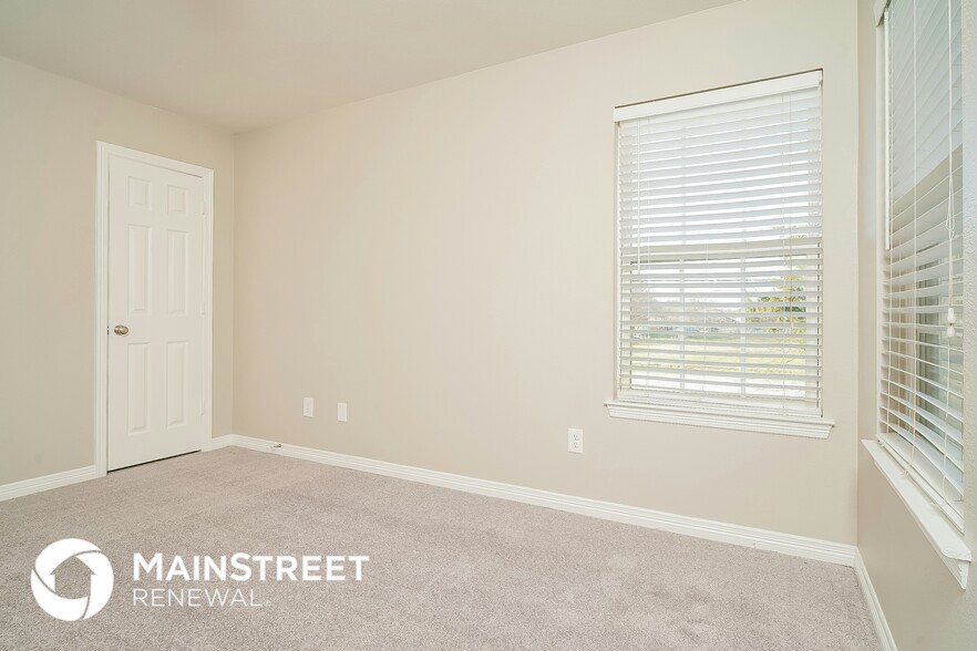 Building Photo - 214 Townsell Ct