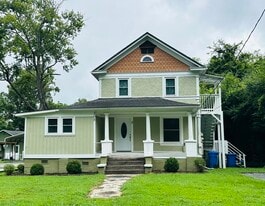 Building Photo - 308 Rose St