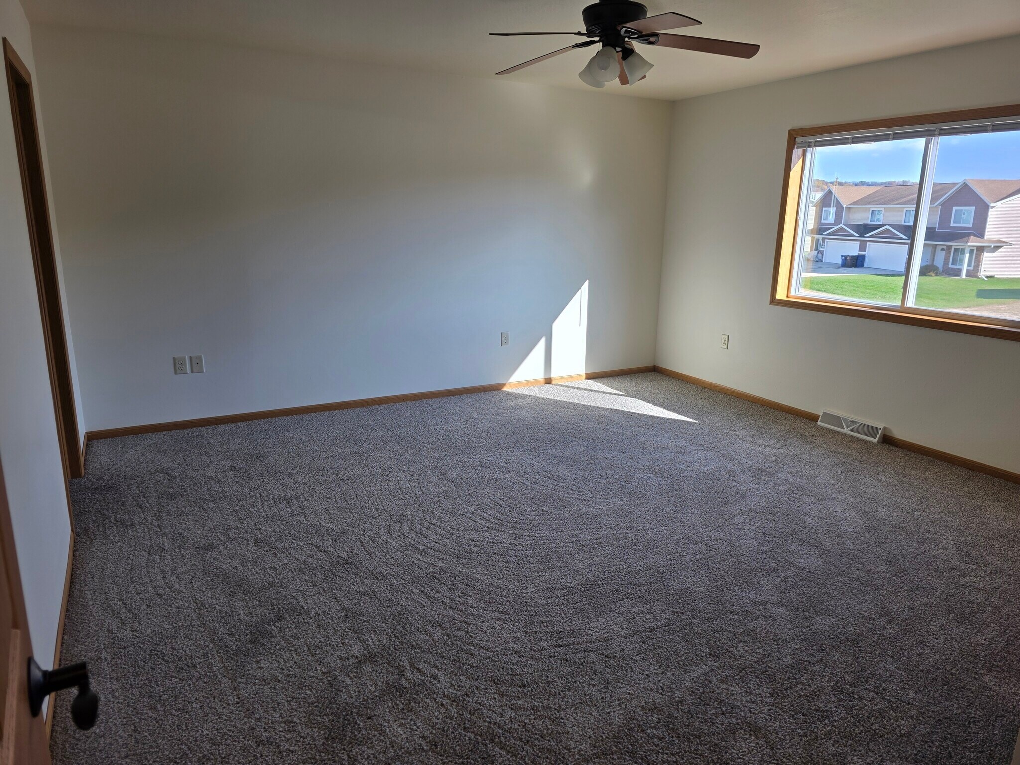 Building Photo - 2996 Icecap Rd