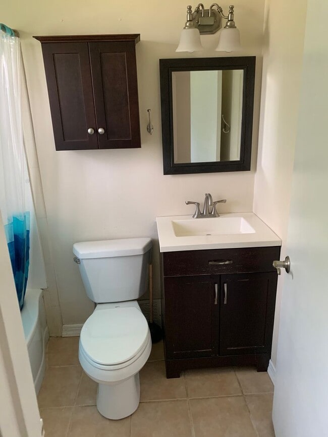 Building Photo - 3BR Ranch in Camp Hill