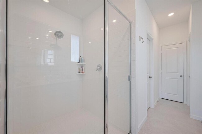 Building Photo - 2430 Dewford Fls Dr
