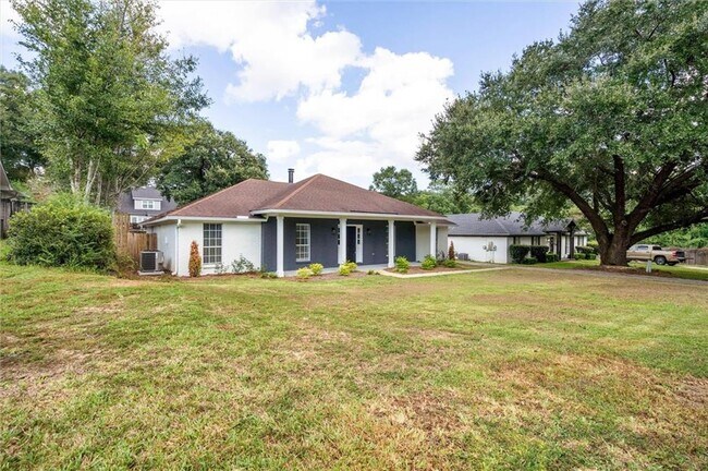 Building Photo - 7328 Janita Dr