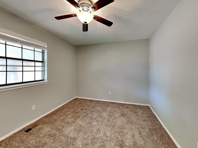 Building Photo - 1817 Tim Dr