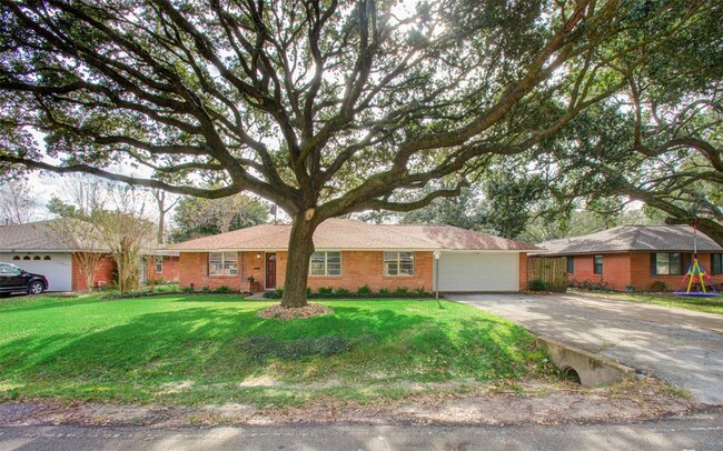 Primary Photo - 8939 Rockhurst Dr