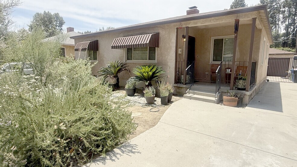 Building Photo - 6243 Blucher Ave