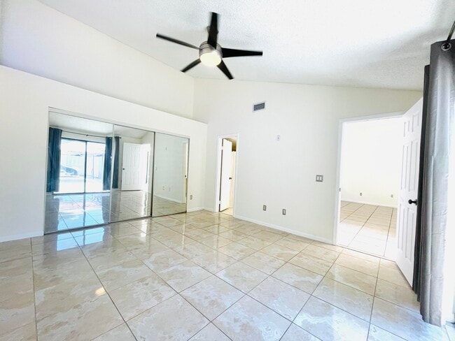 Building Photo - 5933 Golden Eagle Cir