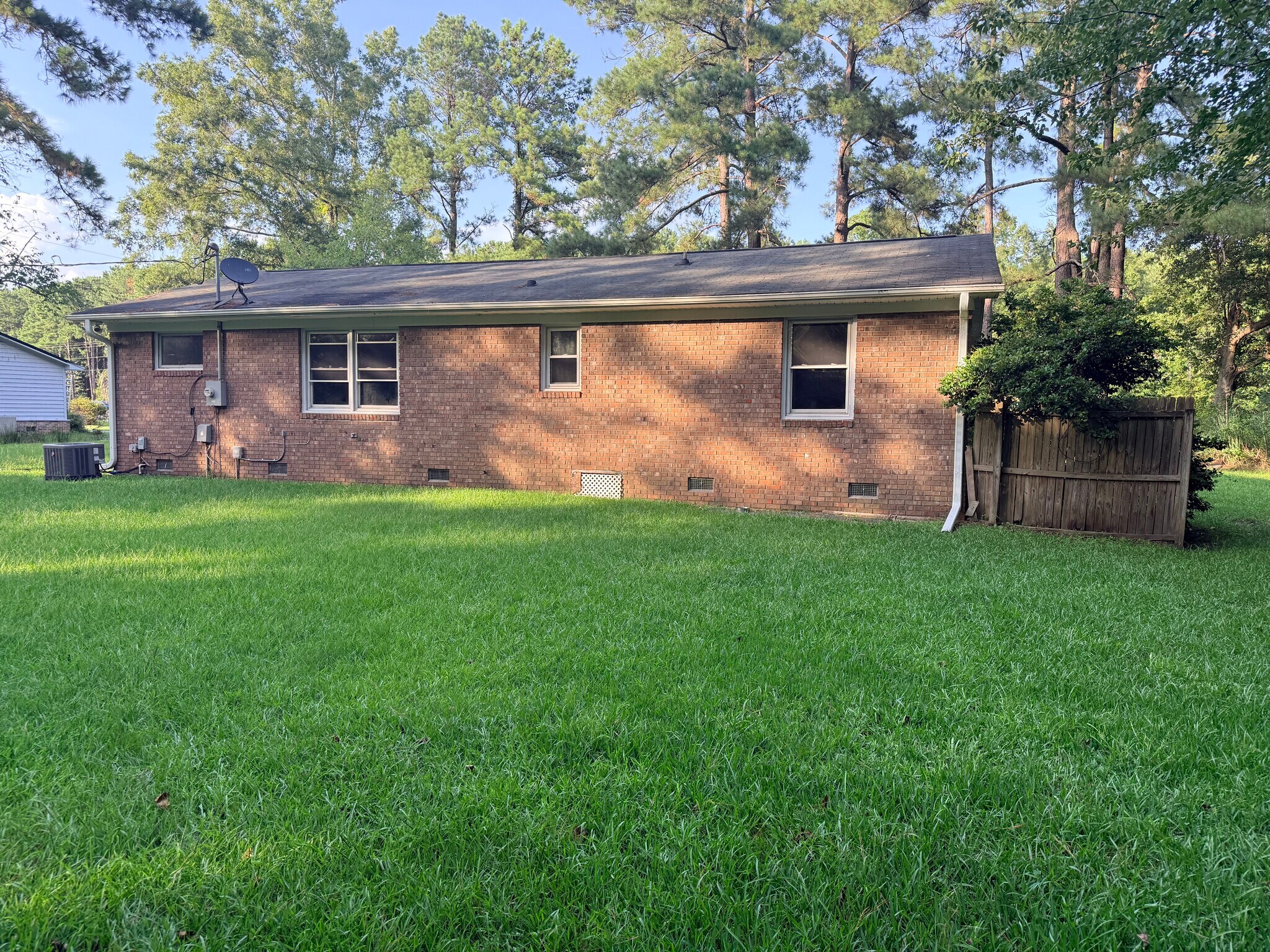 Building Photo - 3781 US-501