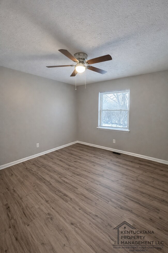 Building Photo - 3BR/1BA Brick Ranch for Rent in J-town!