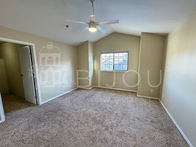 Building Photo - 2195 Alicia Point