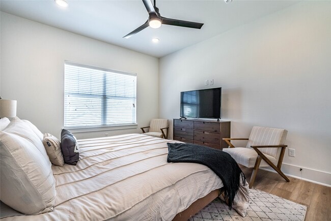 Building Photo - 5738 Barbara Rose Ln